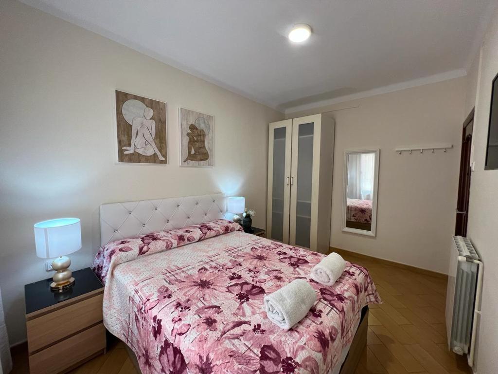 Rooms Nueva Valencia Barcelona Exterior photo
