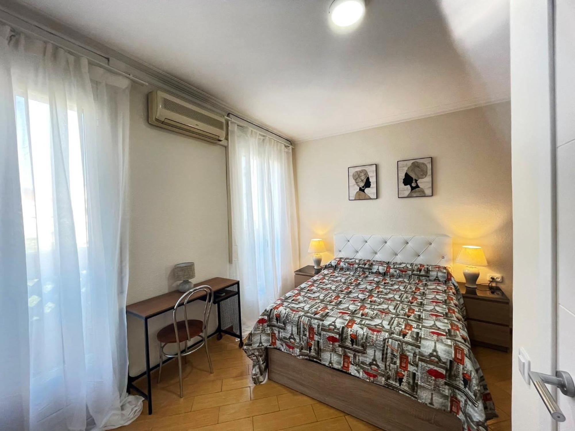 Rooms Nueva Valencia Barcelona Exterior photo